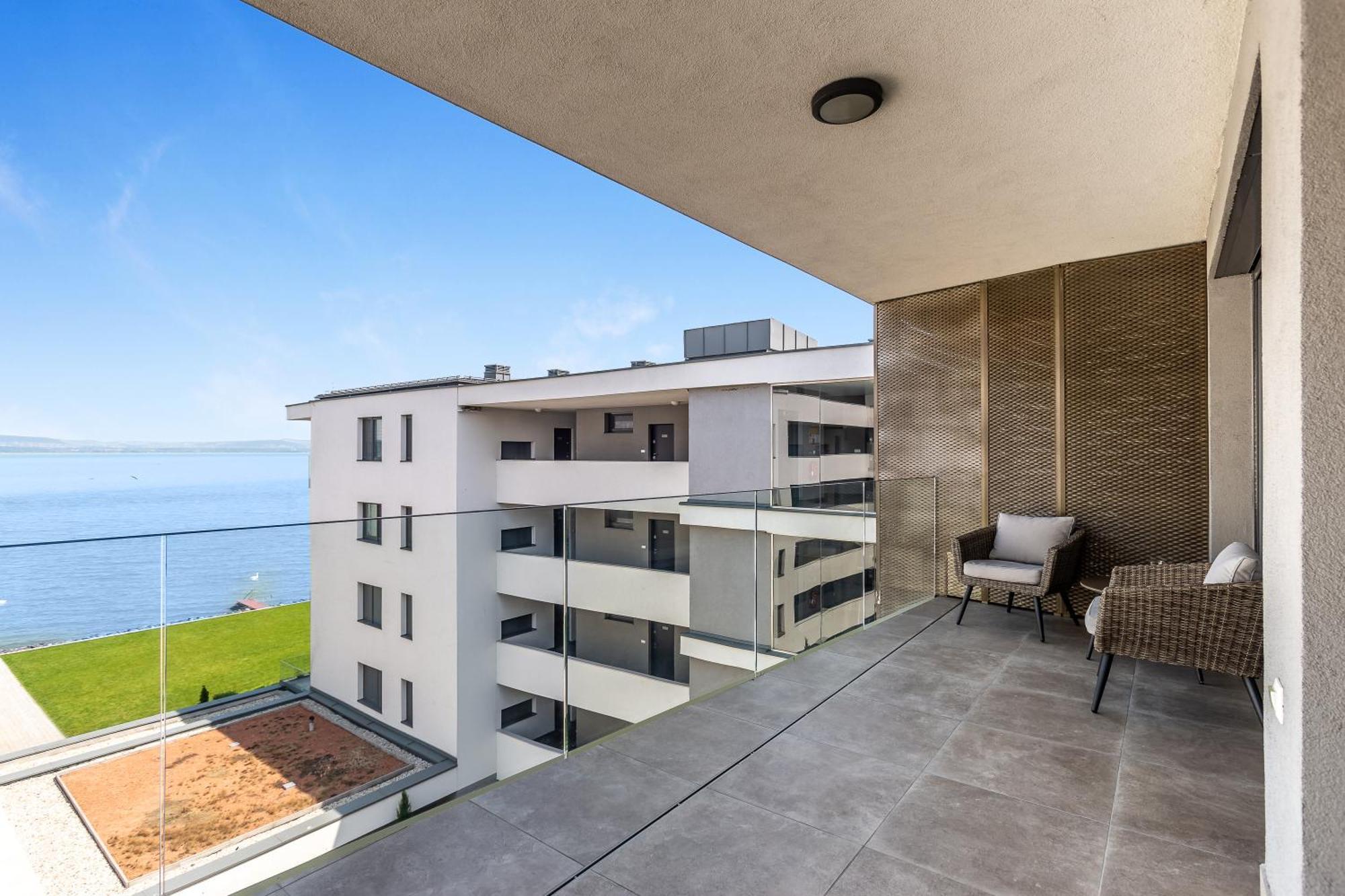 Lake Side Luxury Steps To The Lake Lela - Happy Rentals بالاتوليلّي المظهر الخارجي الصورة